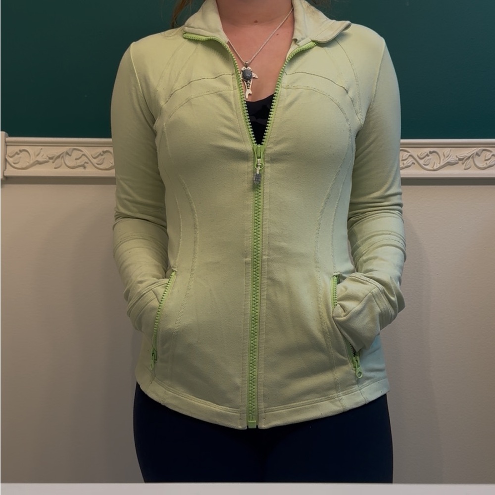 light green lululemon define jacket